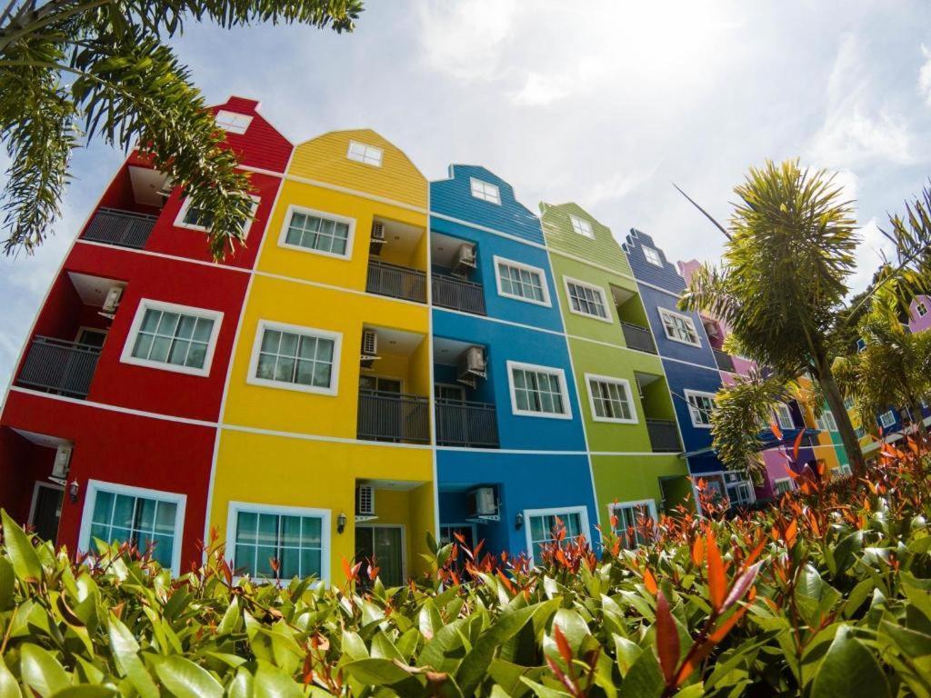 Holland Resort Phuket Exterior photo